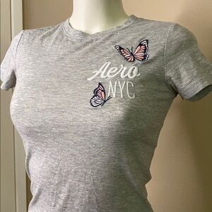 Aeropostale Gray Short Sleeve embroidered butterfly graphic Tee S 🦋